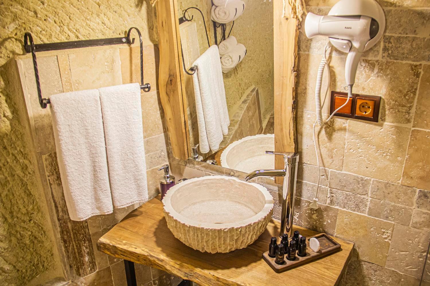 Junior Ottoman Cave Bed & Breakfast Ürgüp Ngoại thất bức ảnh